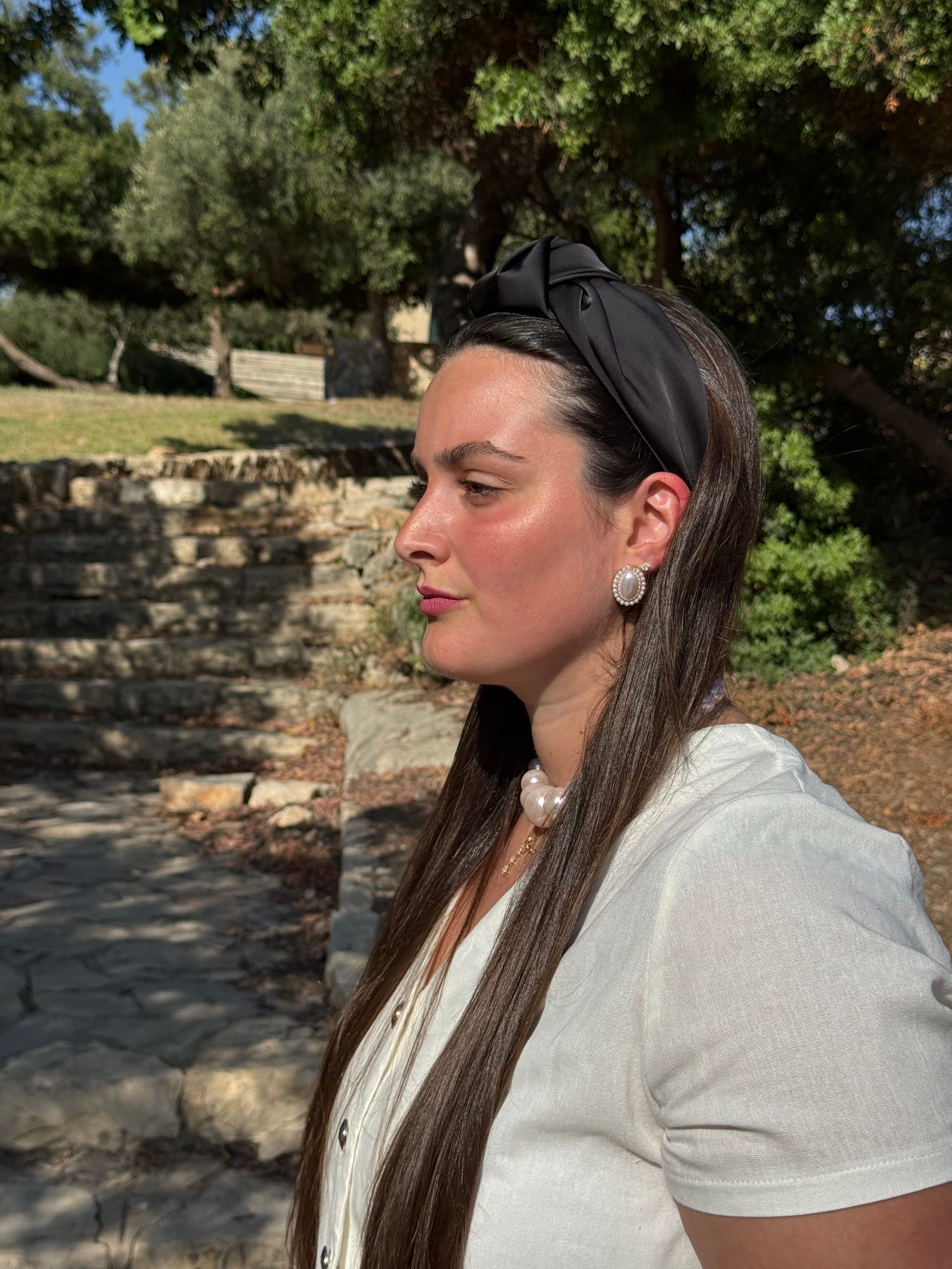 קשת קשירה סאטן שחור