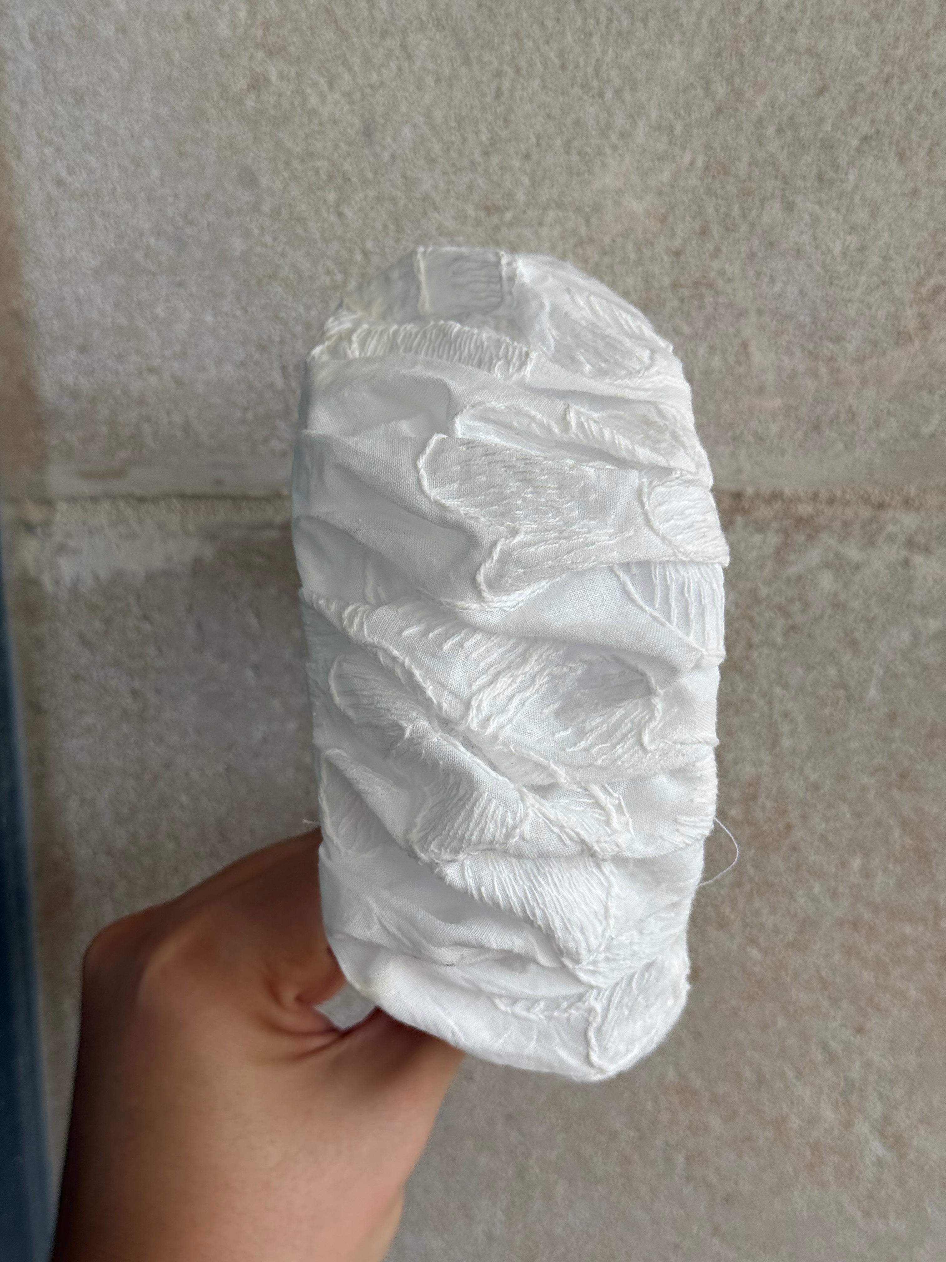 קשת לבן עם דוגמא לבנה דגם נפח | 7 ס"מ