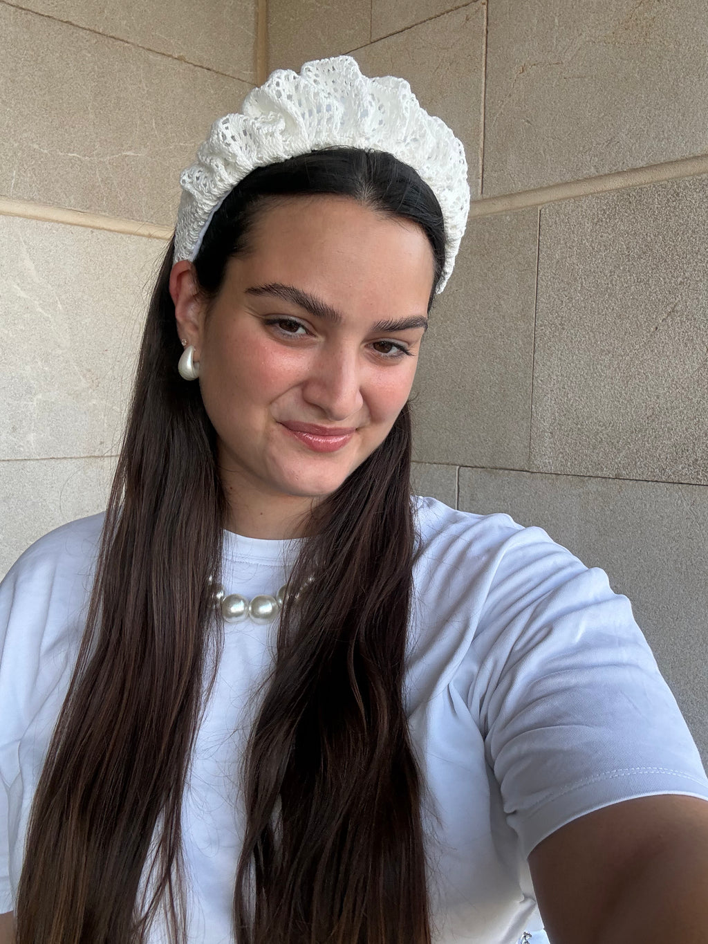 קשת לבן תחרה נפח | 7 ס"מ