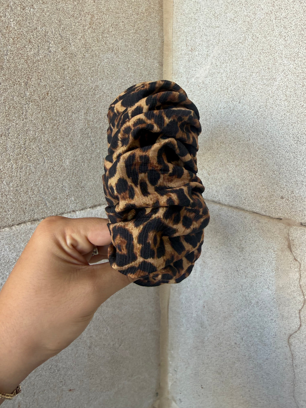קשת מנומרת חום נפח | 7 ס"מ